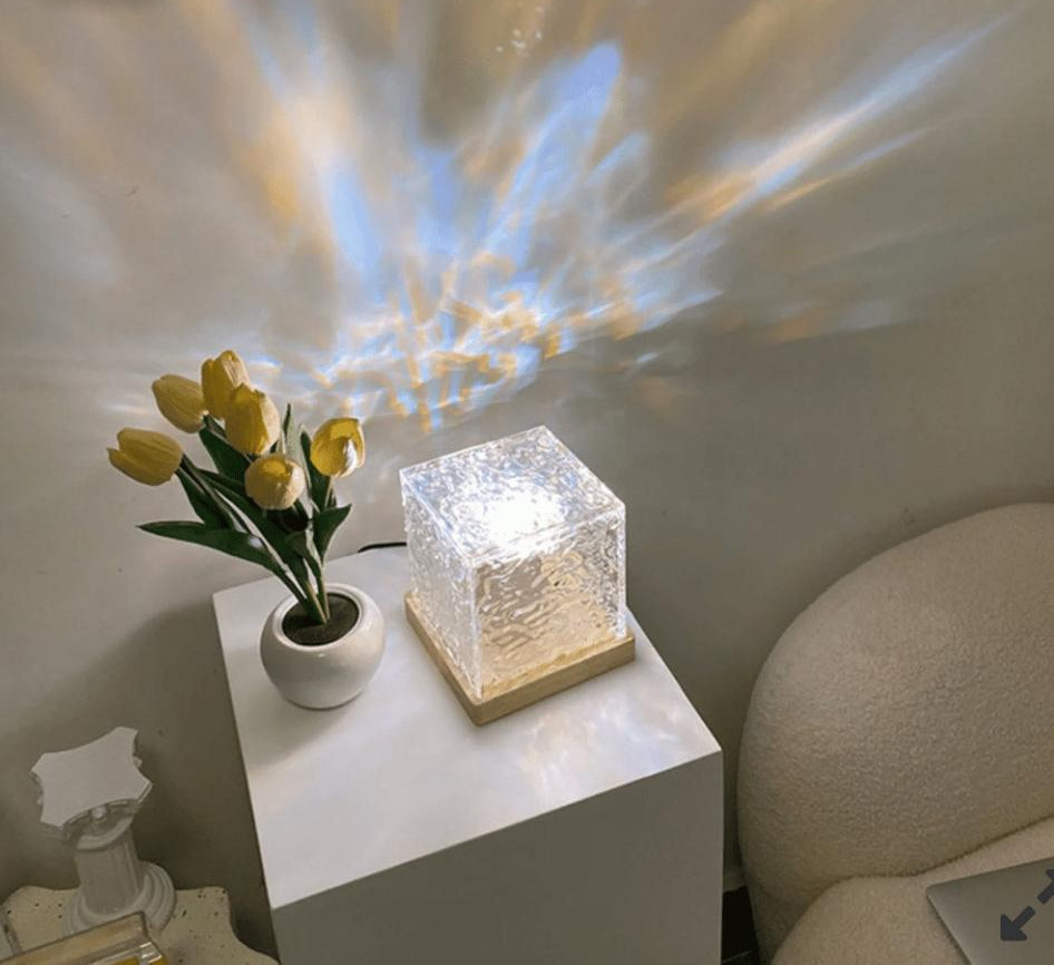 Dynamic Rotating Water Ripple Night Light 12 Colors Flame